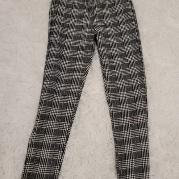 NEW! SHEIN Clasi Plaid Print Cropped Leggings - Picture 3 of 5